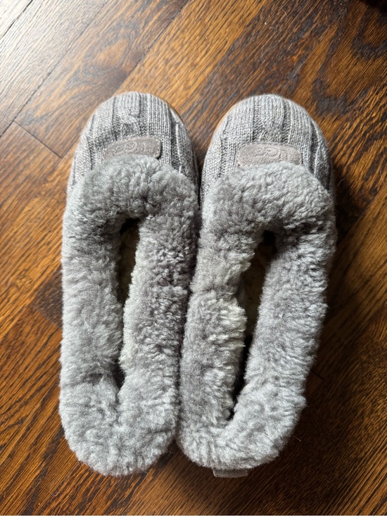 UGG Shoes - UGG Knit Cozy Gray Fleece-Lined Slipper Flats